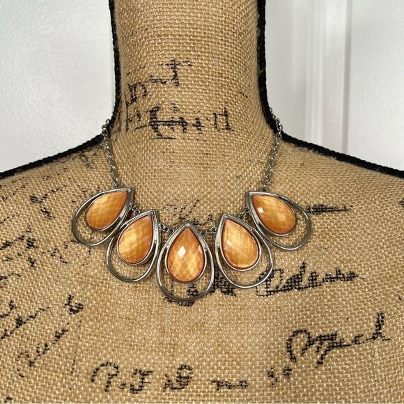 Plunder Light Orange Faux Stone Silver Statement Necklace - Picture 3 of 7